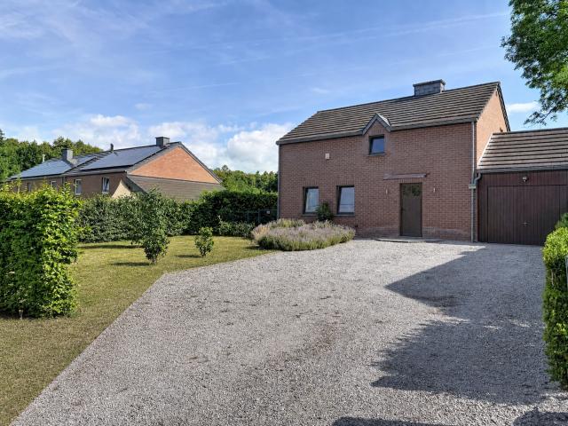 Maison à louer 6997 Erezee 990 €