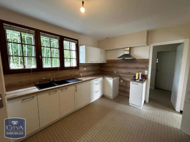 Maison à louer 6 pièces 110.9m²