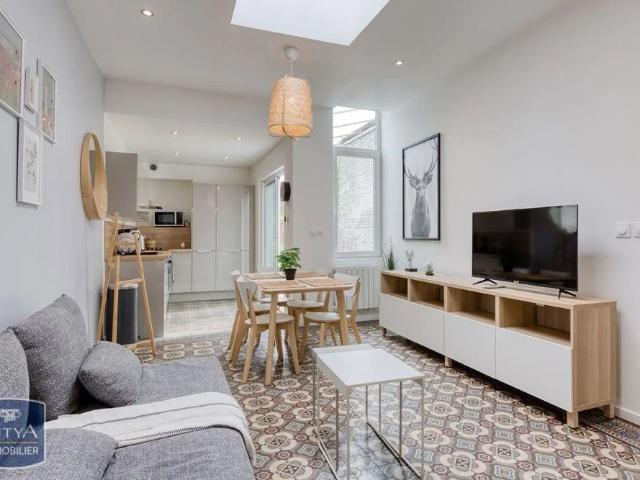 Maison à louer 6 pièces 116m²
