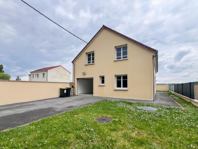 Maison à louer 6 pièces 126,85 m