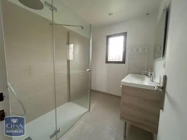 Maison à louer 6 pièces 130.9m²