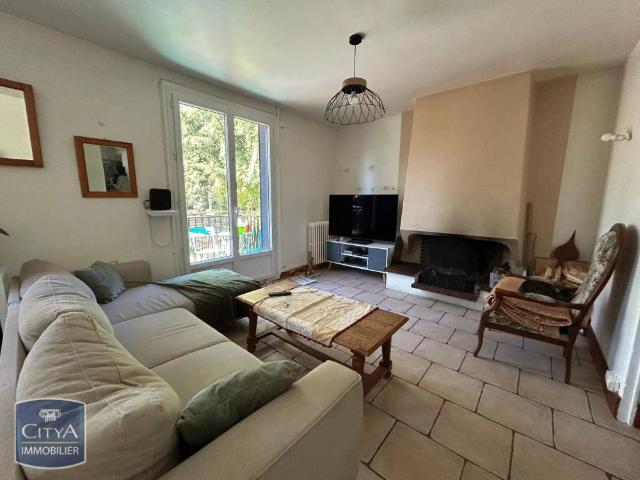 Maison à louer 6 pièces 135.75m²