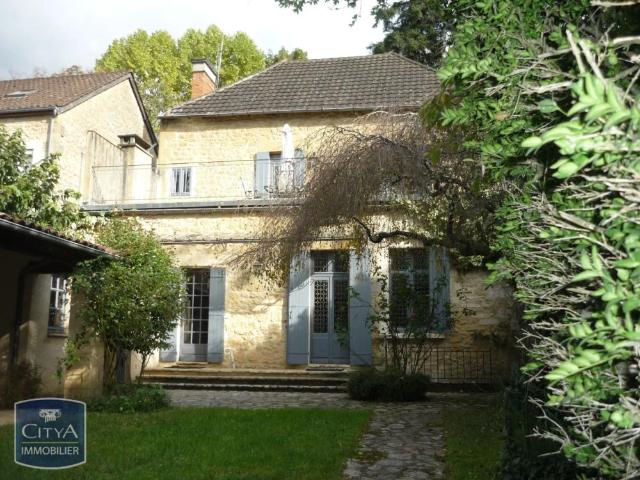 Maison à louer 6 pièces 153.61m²