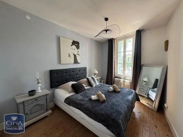 Maison à louer 6 pièces 154.5m²
