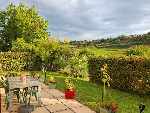 Location maison, 169.6 m² T 6 à Lozanne, 1 820 €