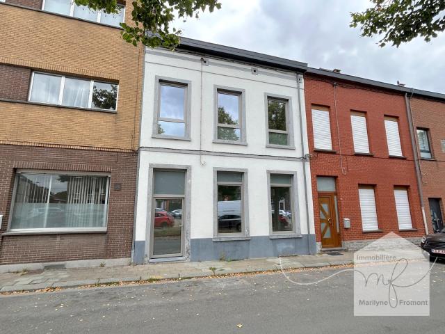 Maison à louer 7100 La Louvière 1 250 €