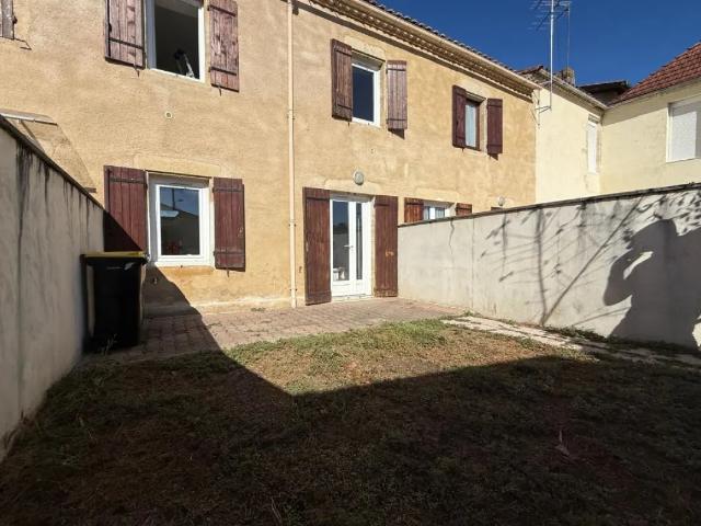 Maison À Louer