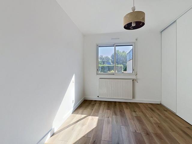 Maison à louer 7 pièces 214,37 m