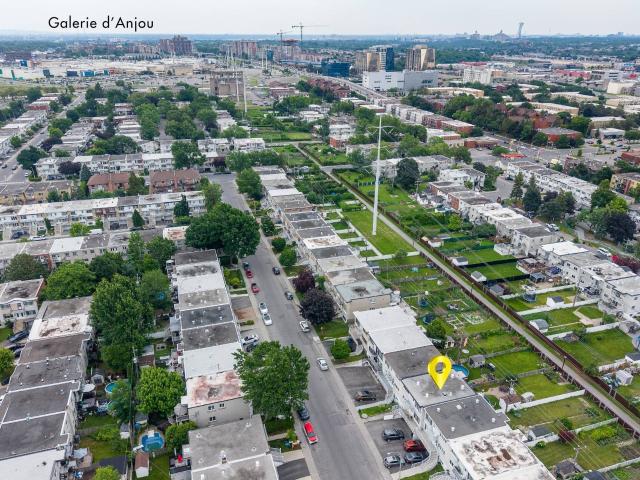 Maison à Louer 8690 Av. Vernantes, Anjou Montréal 21 photos | Logis Québec