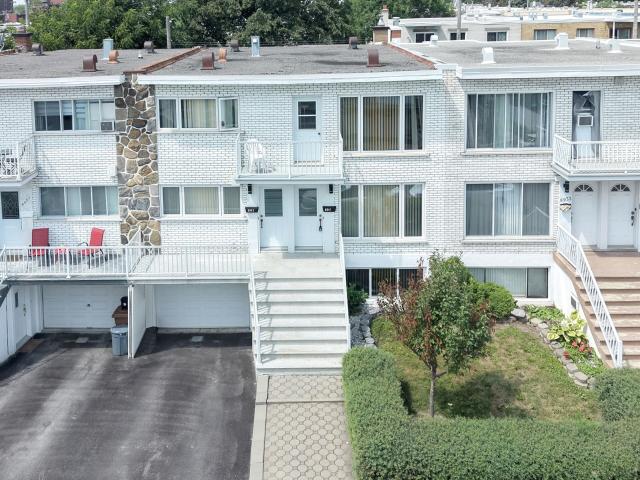 Maison à Louer 8941 Av. de Bretagne, Anjou Montréal 64 photos | Logis Québec