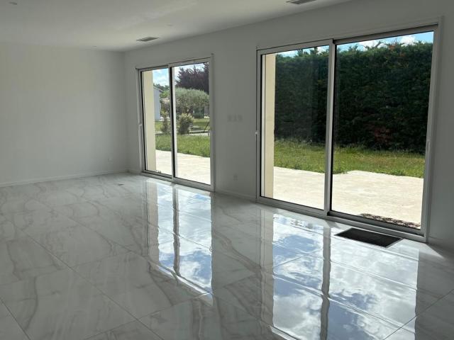 Maison à louer 8 pièces 217,35 m