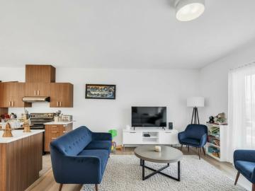 Maison à Louer 923 Bd des Capucins, Québec, QC G1J 3R8, Canada, La Cité Limoilou Québec 14 photos | Logis Québec
