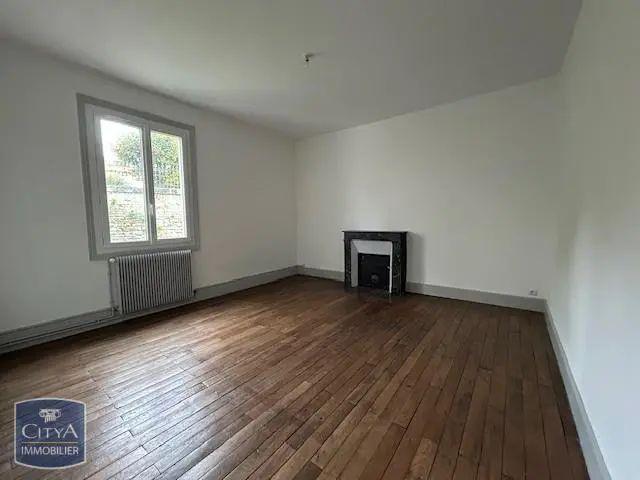 Maison à louer 9 pièces 210m²