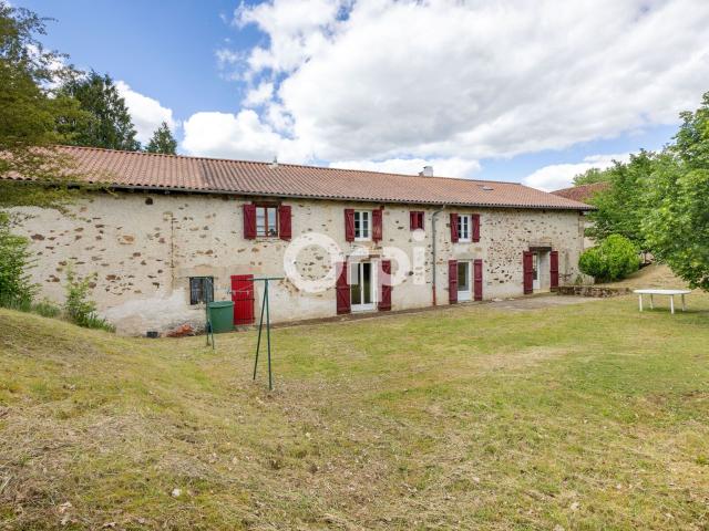 Maison à louer 9 pièces 255,29 m