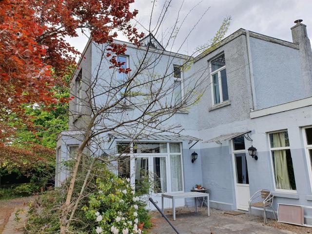 Maison à louer 1180 Uccle 2 700 €