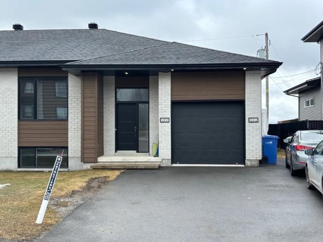 Maison à Louer 12210 rue Félix L’Allier, Mirabel 13 photos | Logis Québec