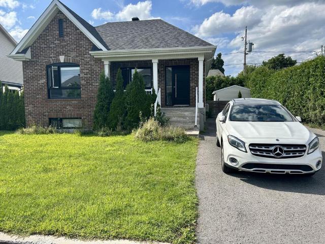 Maison à Louer 1272 rue Richard, Blainville 8 photos | Logis Québec