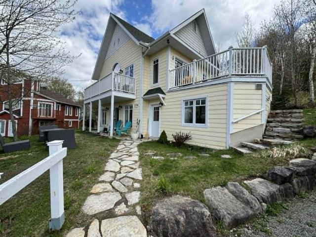 Maison à Louer 1398 rue des Lilas, Sainte Agathe des Monts 9 photos | Logis Québec