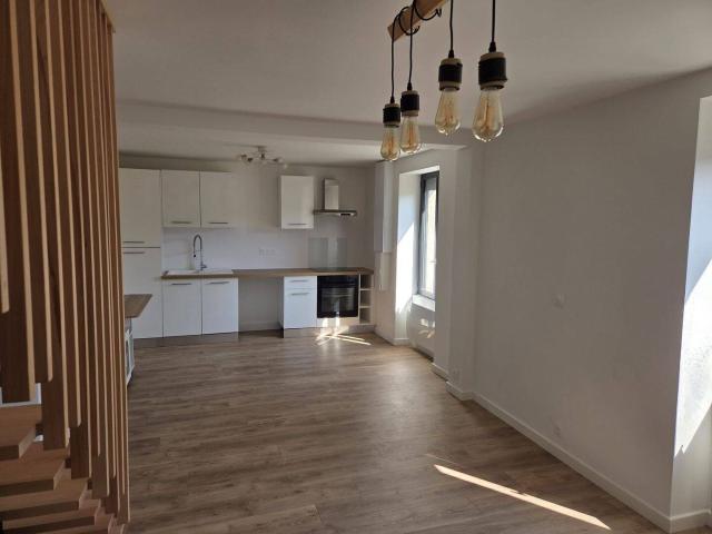 MAISON A LOUER