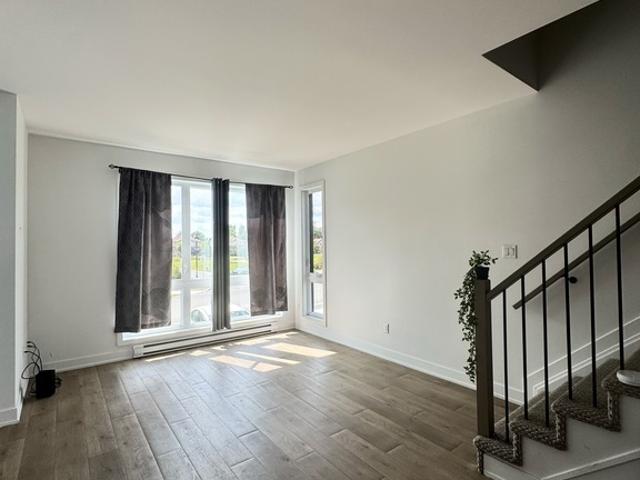 Maison à Louer 173 rue de la Papetière, Masson Angers Gatineau 6 photos | Logis Québec