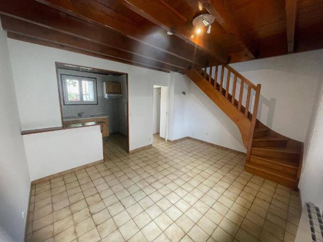 Maison À Louer