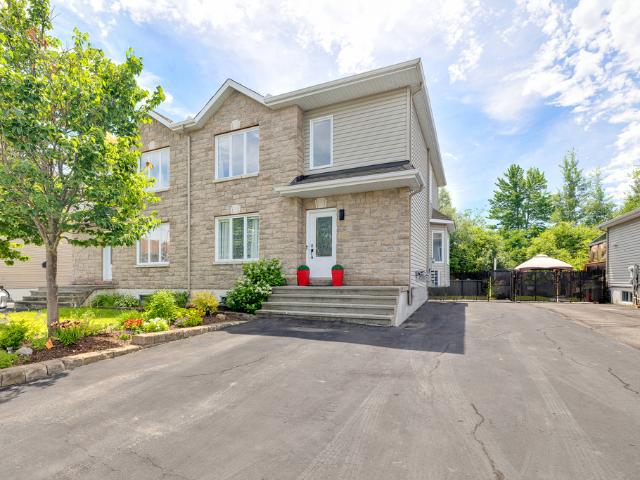 Maison à Louer 23 Rue Edouard Charles Croteau, Buckingham Gatineau 47 photos | Logis Québec