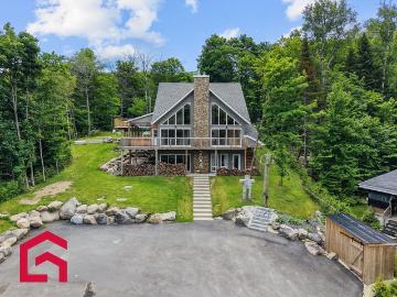 Maison à Louer 202,Ch. Forest Hill, Saint Adolphe d'Howard 36 photos | Logis Québec