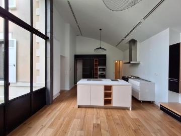 Maison à louer 204 m²