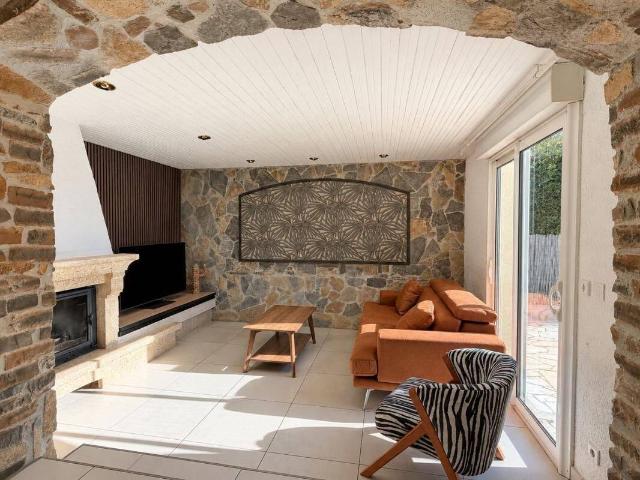 Maison À Louer