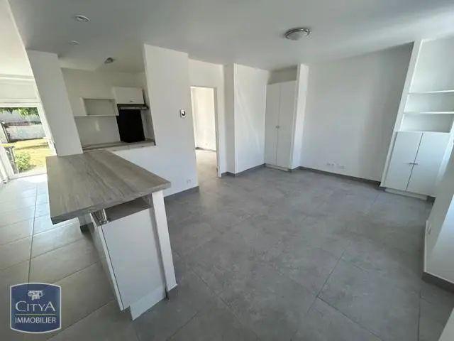 Maison à louer 2 pièces 42.75m²