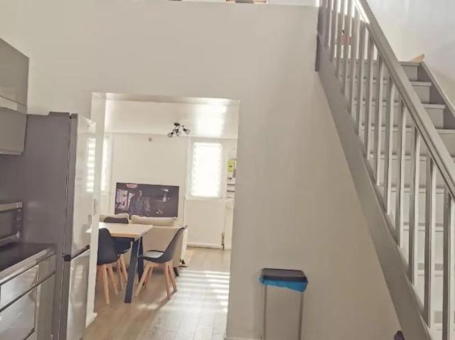 Maison à louer 2 pièces 53.5m²