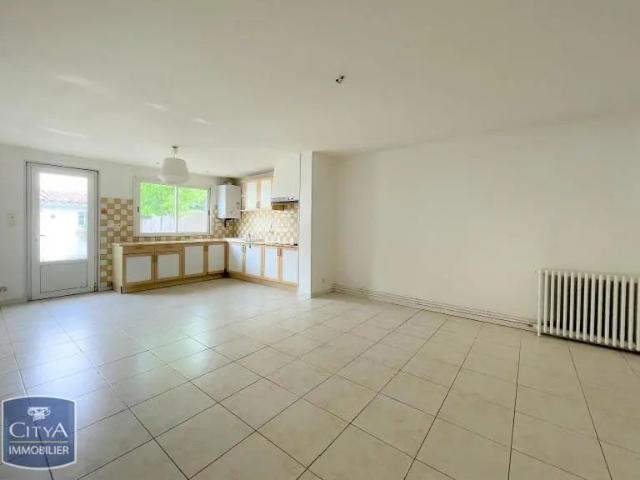 Maison à louer 2 pièces 52.72m²