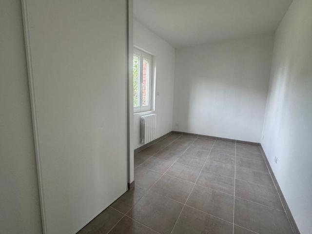 Maison à louer 2 pièces • 52 m 2 Wavignies