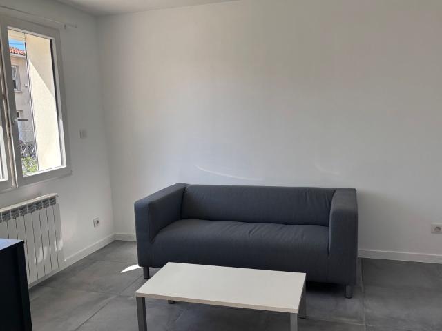 Location maison, m² T 2 à Talence, 910 €