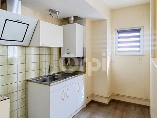 Location maison, m² T 2 à Neufchâteau, 415 €