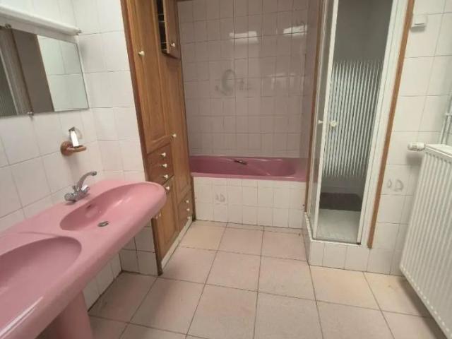 Maison à louer 2 pièces 82.69m²