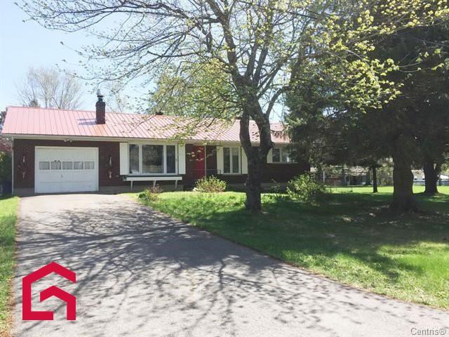Maison à Louer 37,Rue Highland, Lac Brome 18 photos | Logis Québec