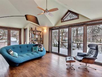 House for rent in T, Brossard