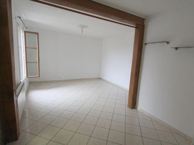 Maison à louer 3 pièces • 54 m 2 Les Mureaux