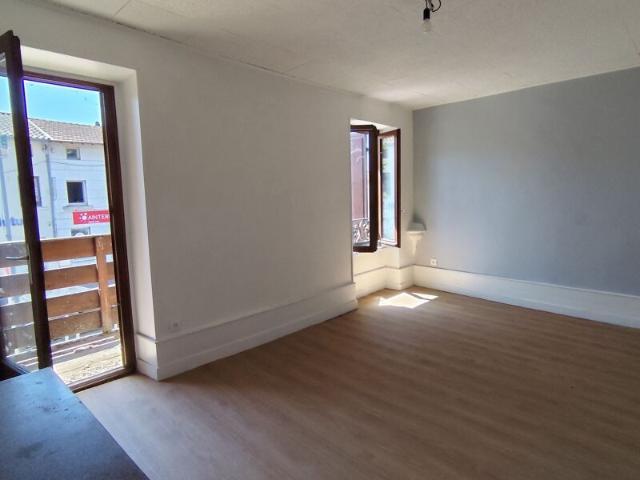 Maison à louer 3 pièces • 59 m2 Miribel