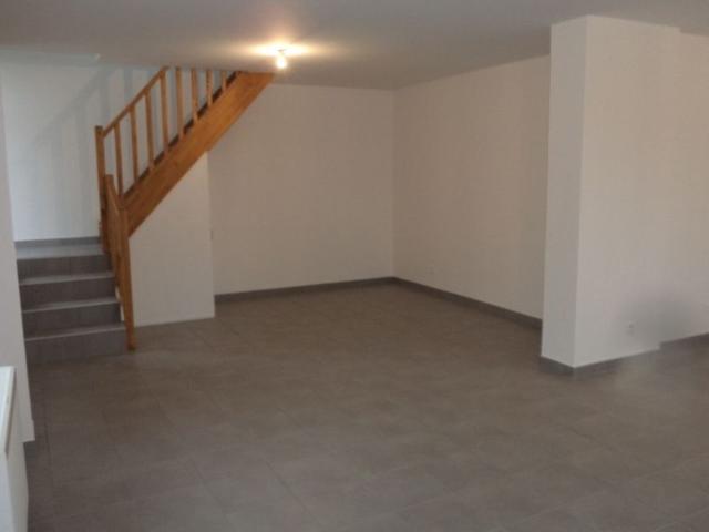 Maison à louer 3 pièces 74,99 m