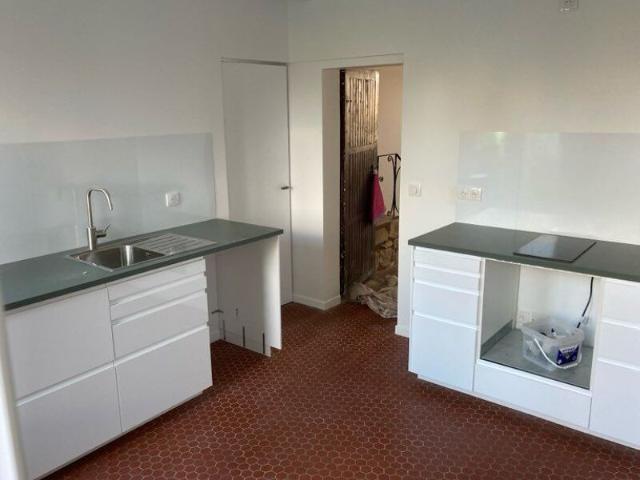 Maison à louer 3 pièces • 75 m2 Herry