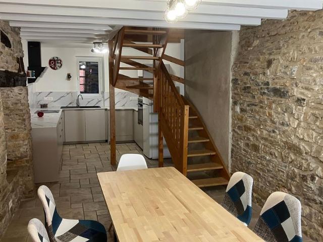 Maison à louer 3 pièces • 83,60 m2 Crémieu