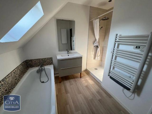 Maison à louer 3 pièces 82m²