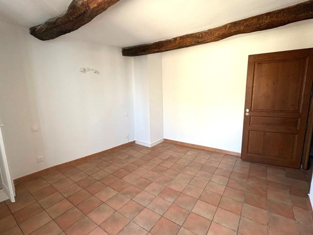 Location maison, m² T 3 à Valensole, 750 €