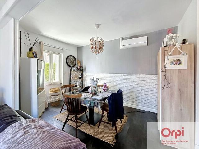 Maison à louer 3 pièces • 86,92 m 2 Saint Éloy les Mines