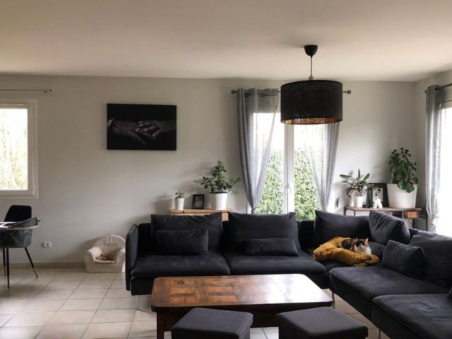 Maison à louer 3 pièces • 93,48 m 2 Assieu