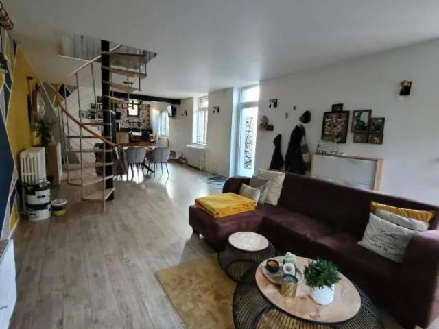 Maison à louer 3 pièces 98.83m²