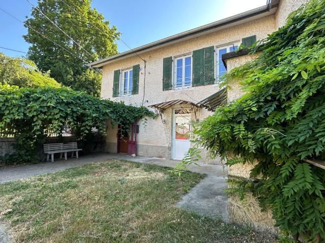 Location maison, 102.25 m² T 3 à Les Côtes d'Arey, 1 000 €