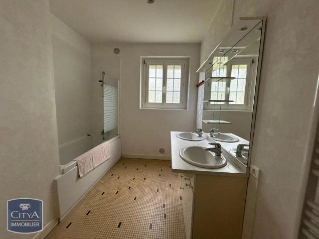 Maison à louer 3 pièces 104.46m²